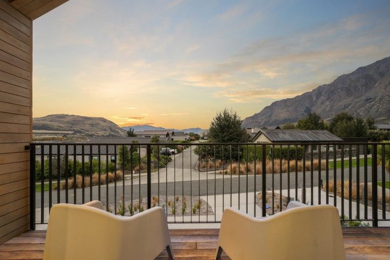 Photo of property in 45a Mcadam Drive, Jacks Point, Queenstown, 9371
