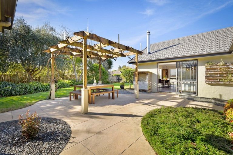 Photo of property in 9 Solan Drive, Waimauku, 0812