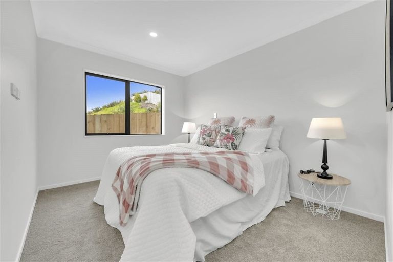 Photo of property in 19 Elevation Street, Flat Bush, Auckland, 2019