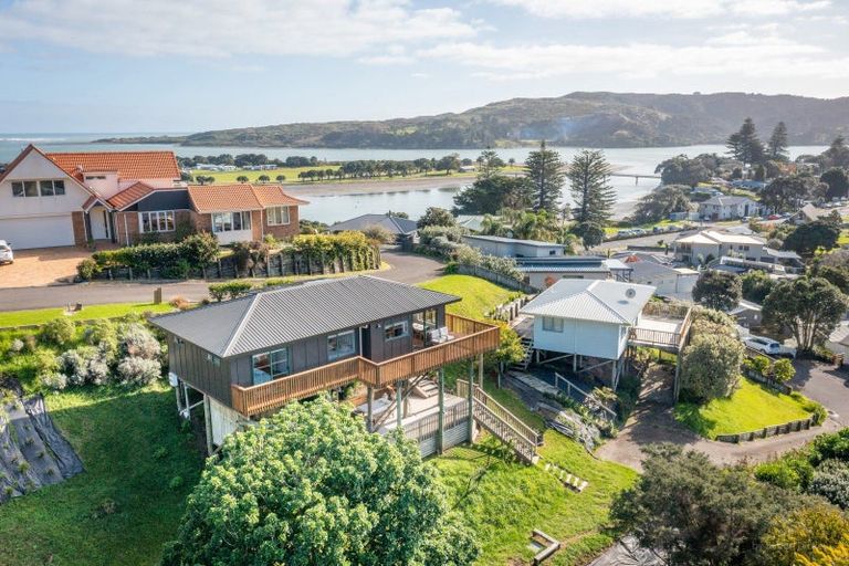 Photo of property in 4 Johnson Drive, Raglan, 3225