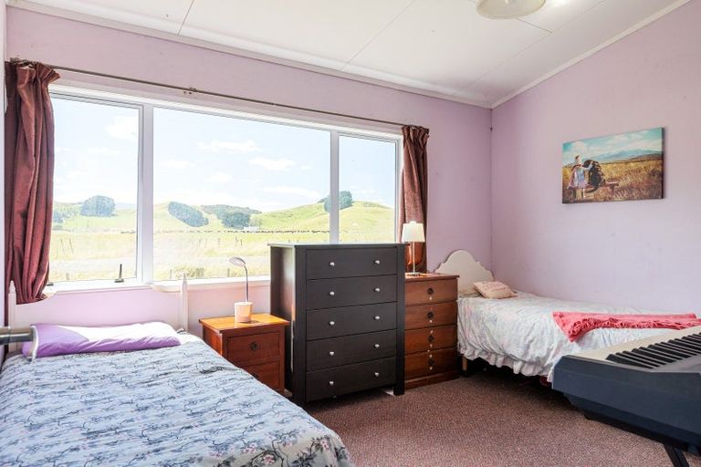 Photo of property in 18 Martin Road, Papatawa, Woodville, 4998