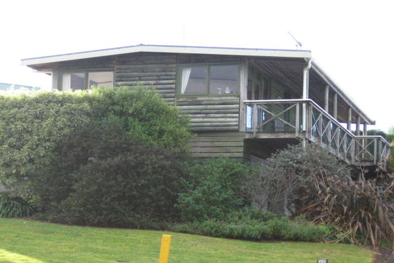Photo of property in 40 Tamatea Drive, Snells Beach, 0920
