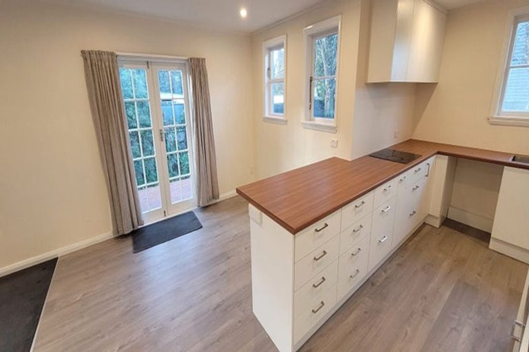 Photo of property in 2 Denvir Street, Strowan, Christchurch, 8052