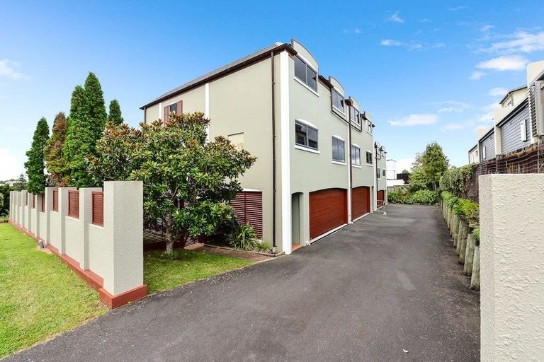 Photo of property in 17 Radnor Street, Hamilton Central, Hamilton, 3204