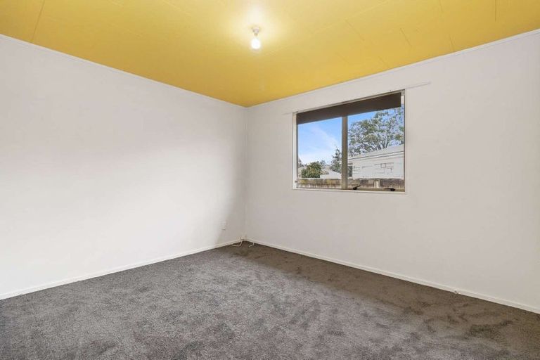 Photo of property in 1 Gazeley Avenue, Silverdale, Hamilton, 3216