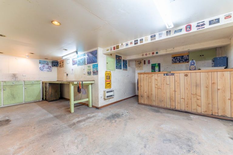 Photo of property in 10 Avenue Road, West End, Timaru, 7910