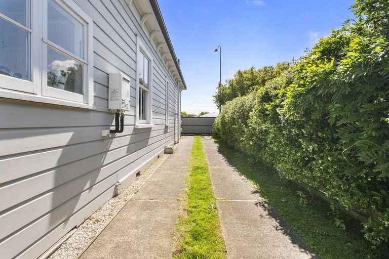 Photo of property in 18 Bourke Street, Palmerston North, 4410