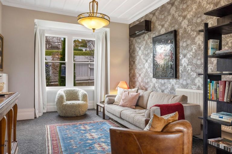 Photo of property in 8 City Road, Roslyn, Dunedin, 9010