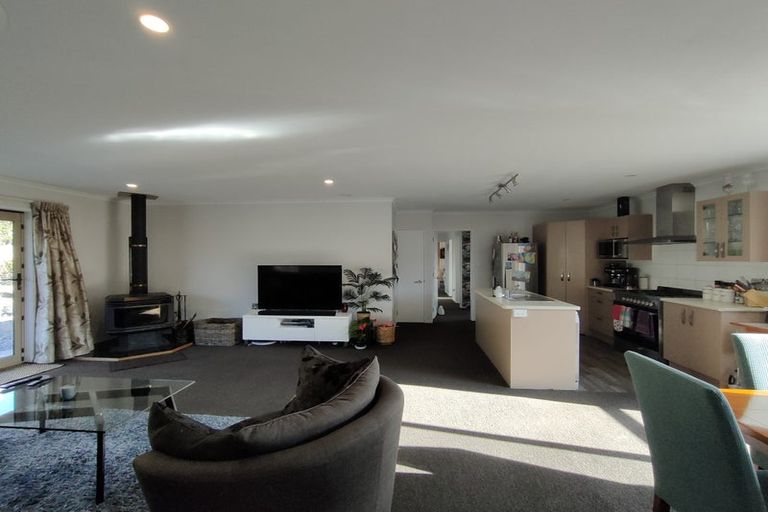 Photo of property in 12 Rangeview Road, Te Kauwhata, 3710