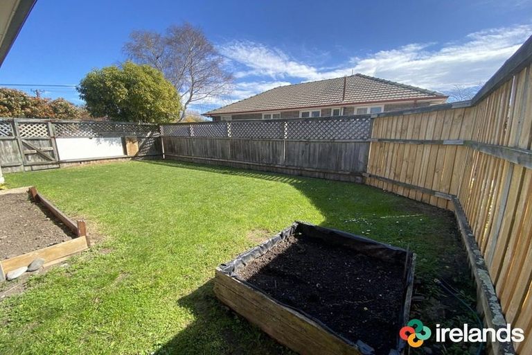 Photo of property in 10 Bevington Street, Avonhead, Christchurch, 8042