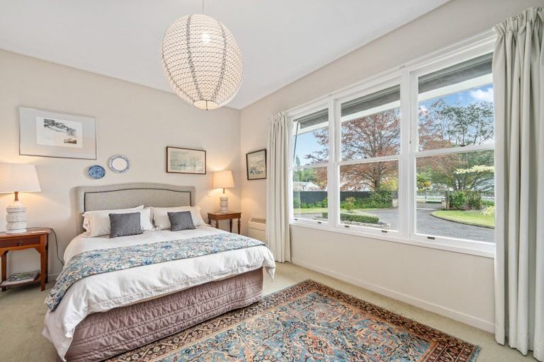 Photo of property in 48 Paraekaretu Street, Hunterville, 4730