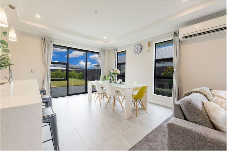 Photo of property in 5 Amelia Place, Wigram, Christchurch, 8025