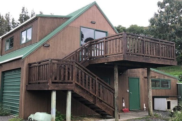 Photo of property in 189 Cameron Town Road, Pukekohe, 2678