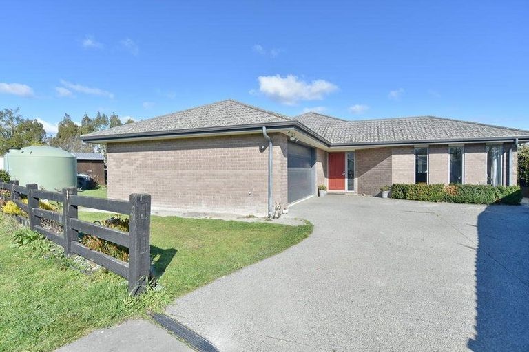 Photo of property in 4 Lower Sefton Road, Ashley, Rangiora, 7477
