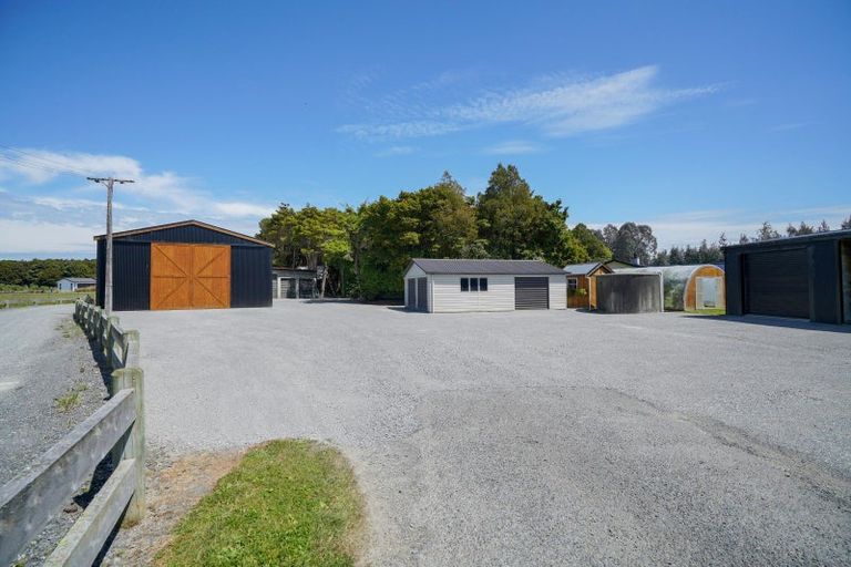 Photo of property in 102 Black Road, Otatara, Invercargill, 9879