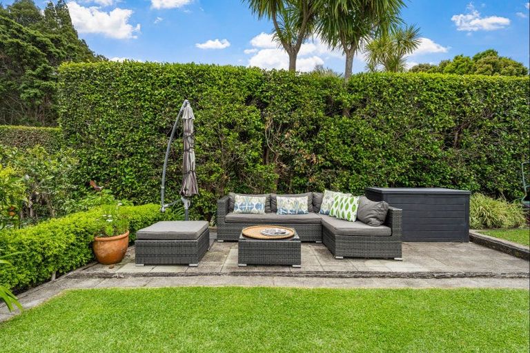 Photo of property in 8 Grand View Road, Leigh, 0985