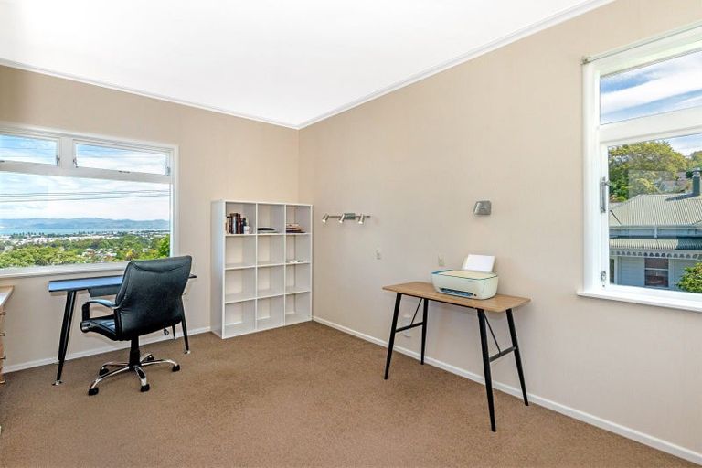 Photo of property in 24 Hill Road, Whataupoko, Gisborne, 4010