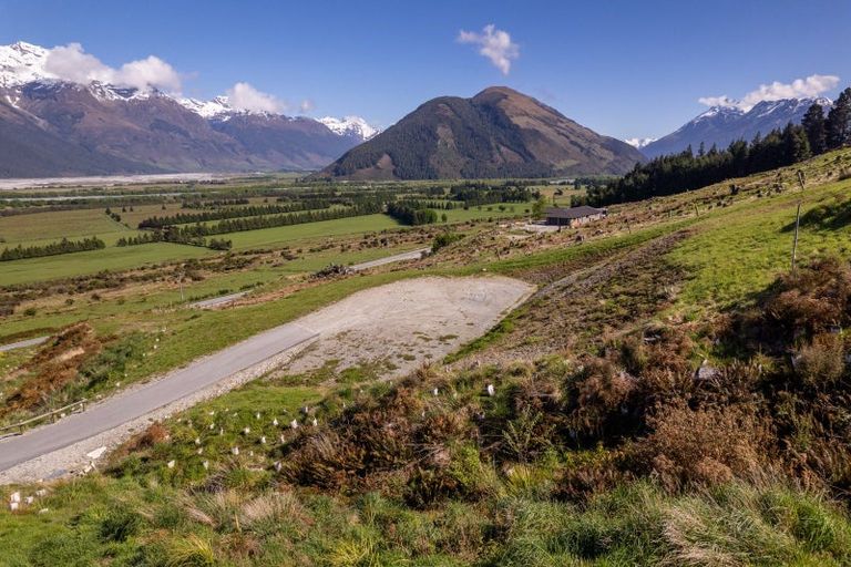 Photo of property in 5 Oxburn Lane, Glenorchy, 9372