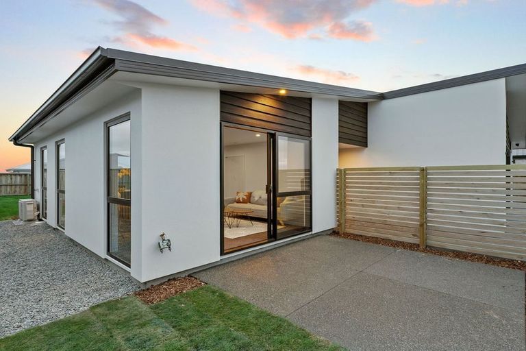 Photo of property in 8 Kite Street, Rolleston, 7614