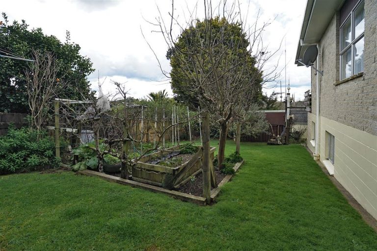 Photo of property in 8 Russleigh Drive, Dinsdale, Hamilton, 3204