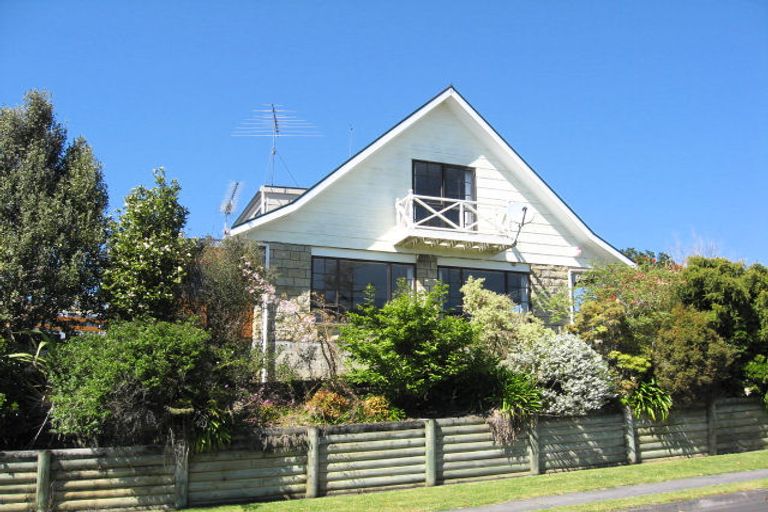 Photo of property in 2 Emmanuel Place, Huntly, 3700