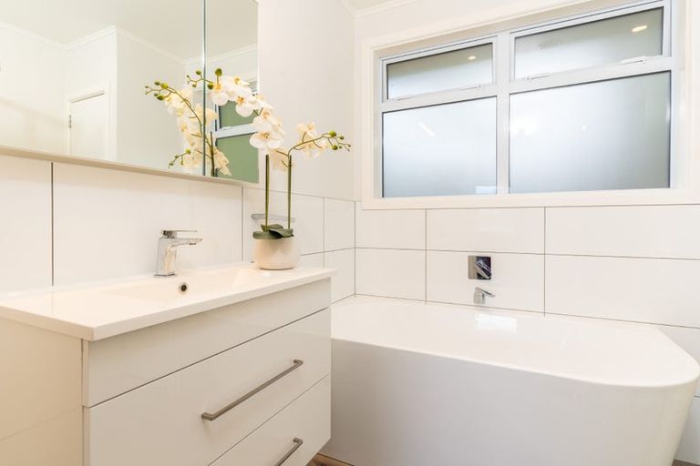 Photo of property in 159 Sievers Grove, Cannons Creek, Porirua, 5024