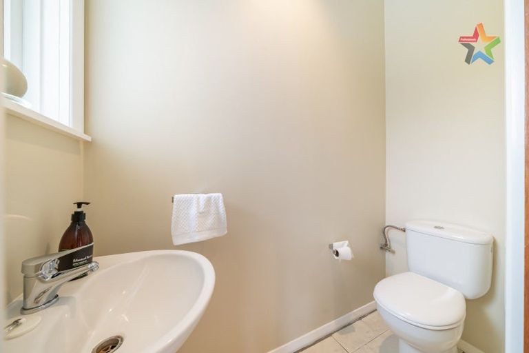 Photo of property in 32 Taita Drive, Avalon, Lower Hutt, 5011