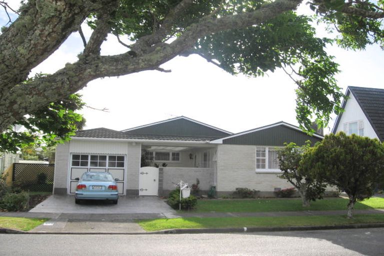 Photo of property in 31 Orr Crescent, Hutt Central, Lower Hutt, 5011