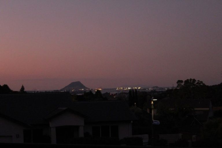 Photo of property in 2 Parnwell Place, Ohauiti, Tauranga, 3112