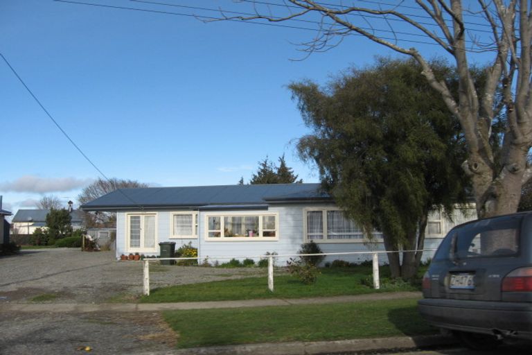 Photo of property in 63 Grange Street, Winton, 9720