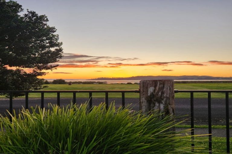 Photo of property in 11 Koromiko Drive, Coromandel, 3506