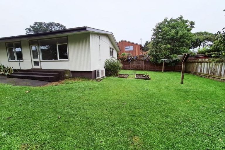 Photo of property in 32ab Old South Road, Okato, 4335