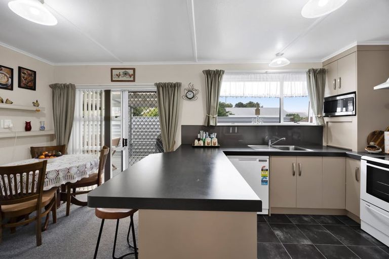 Photo of property in 240 Egmont Street, Patea, 4520
