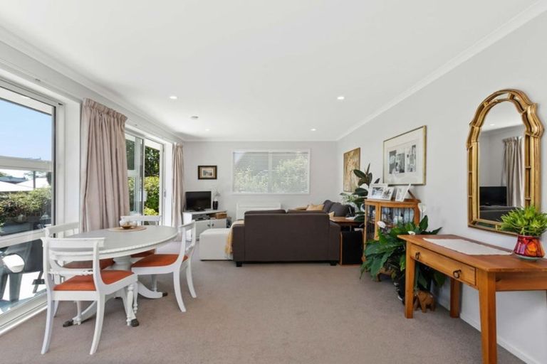 Photo of property in 21a Augusta Street, Redcliffs, Christchurch, 8081