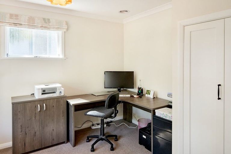 Photo of property in 57 Kensington Avenue, Petone, Lower Hutt, 5012