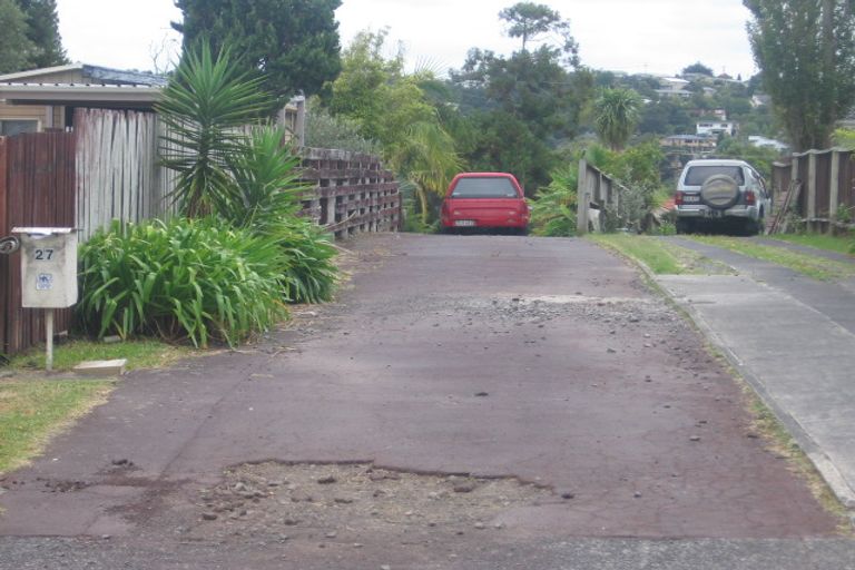 Photo of property in 27 Powrie Street, Glenfield, Auckland, 0629