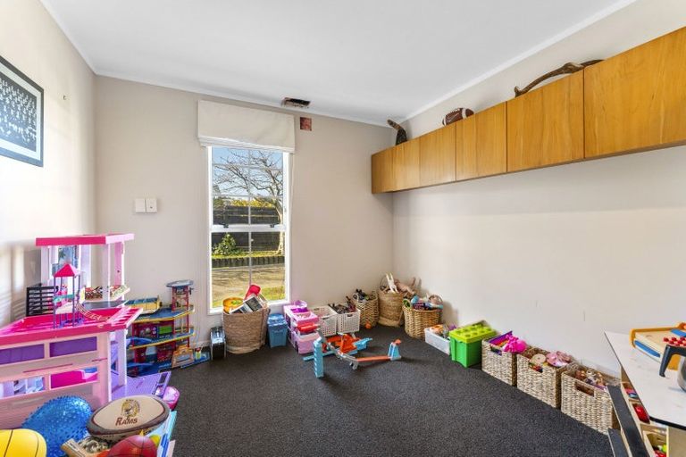 Photo of property in 1/4 Ingle Avenue, Waipahihi, Taupo, 3330