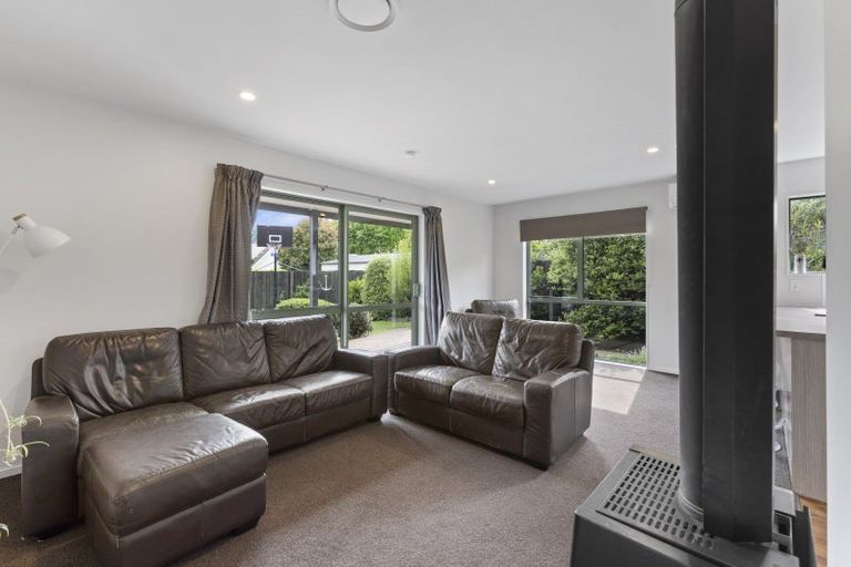 Photo of property in 85a Weld Street, Oxford, 7430