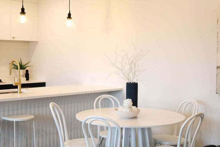 Photo of property in 1 Mangatainoka Lane, Awapuni, 4412