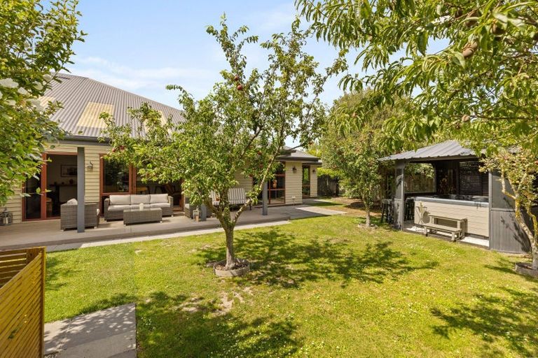 Photo of property in 17b Manor Drive, Rolleston, 7614