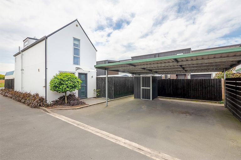 Photo of property in 130 Sherborne Street, St Albans, Christchurch, 8014