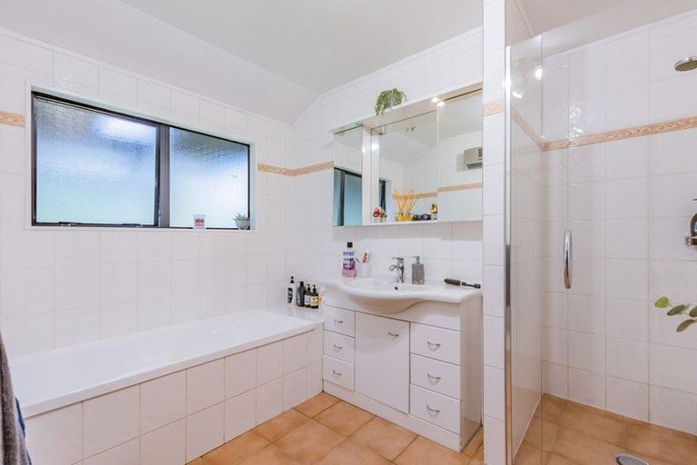 Photo of property in 1403 Coatesville-riverhead Highway, Kumeu, 0892