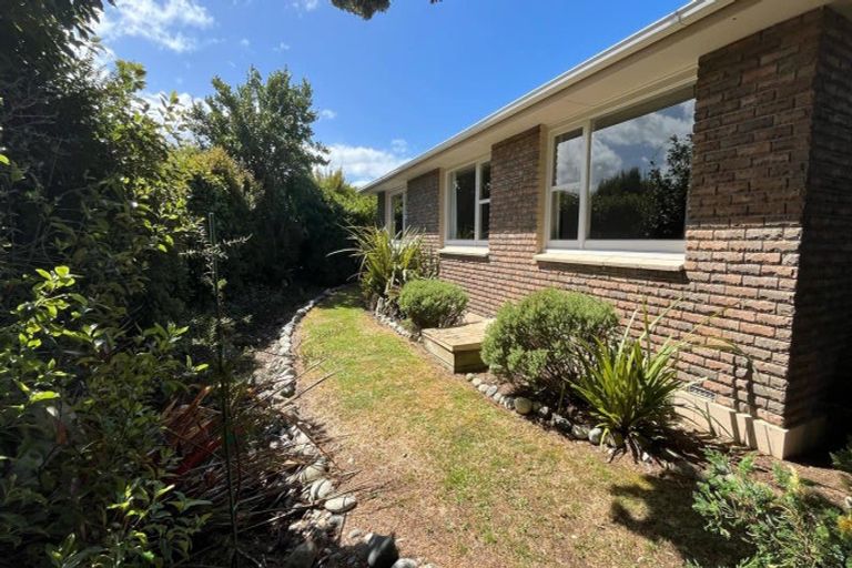 Photo of property in 19 Scott Street, Tuatapere, 9620