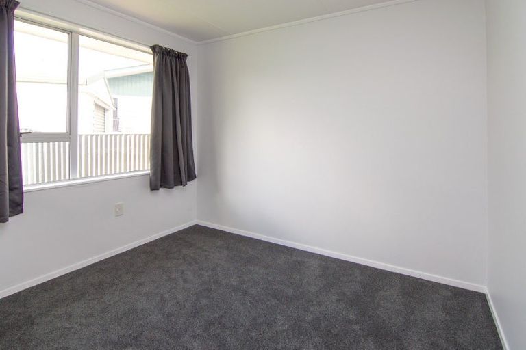 Photo of property in 19 Bendigo Street, Cloverlea, Palmerston North, 4412