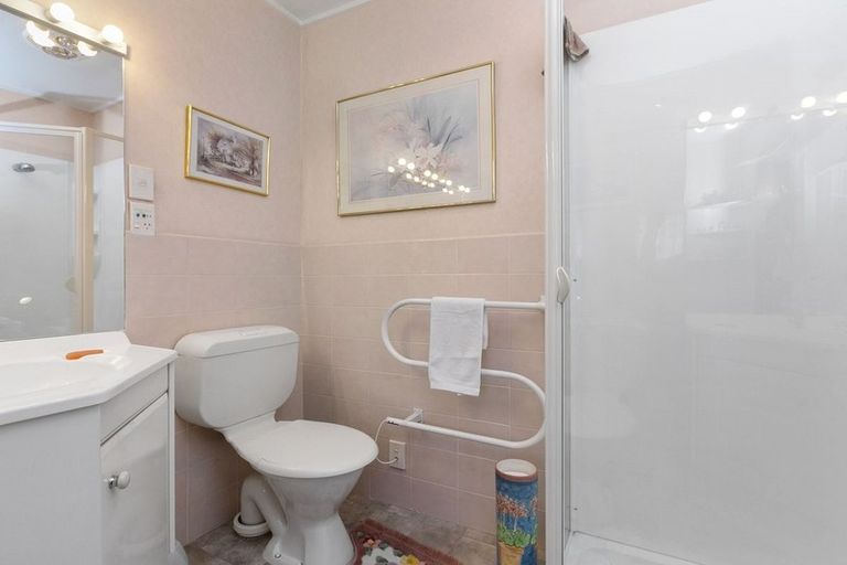 Photo of property in 255 Helensburgh Road, Helensburgh, Dunedin, 9010