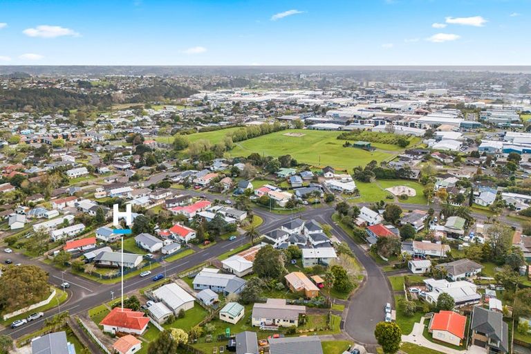 Photo of property in 40 Hindmarsh Street, Henderson, Auckland, 0612