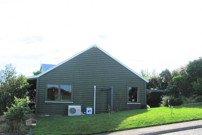 Photo of property in 8 Terrys Place, Kelson, Lower Hutt, 5010