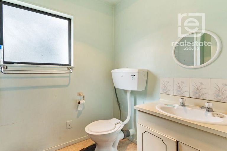 Photo of property in 11 Kirton Crescent, Manurewa, Auckland, 2102