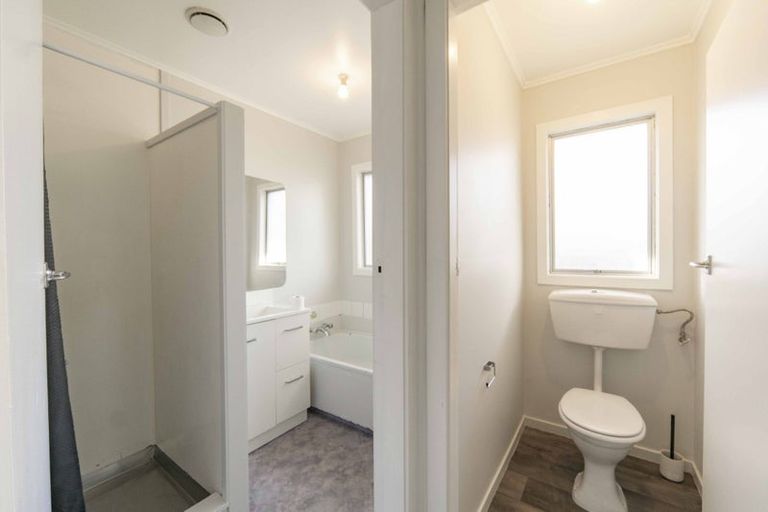 Photo of property in 21 Oakfield Crescent, Pukete, Hamilton, 3200