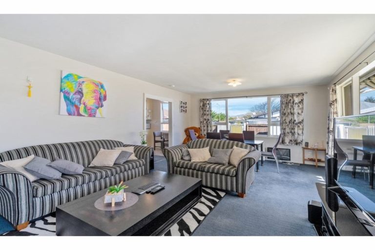 Photo of property in 2/4 Taranui Place, Bromley, Christchurch, 8062